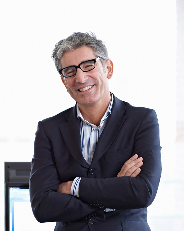 portrait of a business man hwyncjea.jpg
